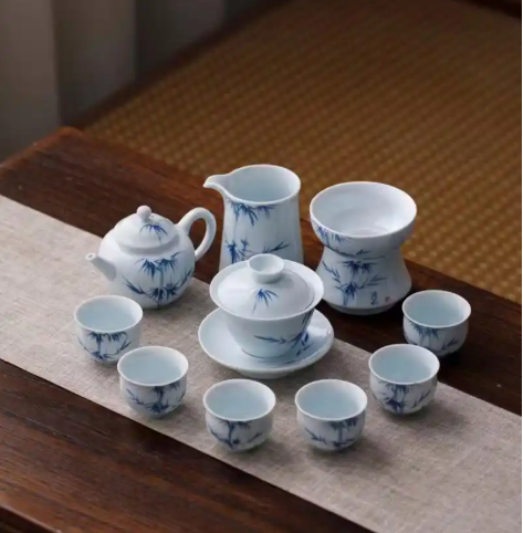 青花茶具